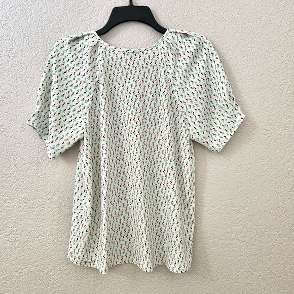 Ann Taylor Green Purple Floral Print Blouse Short Sleeve Casual Classic Top SP - Picture 3 of 7